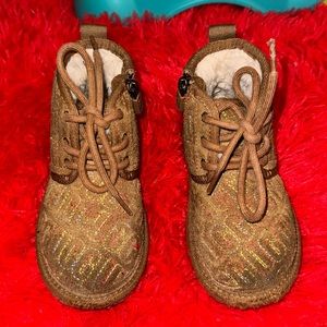 Toddler UGGS!